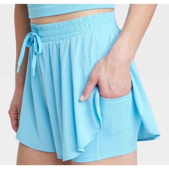 All in Motion Size Medium Aqua Woven High Rise Flutter 3" Running Shorts. NWT. - Picture 3 of 4